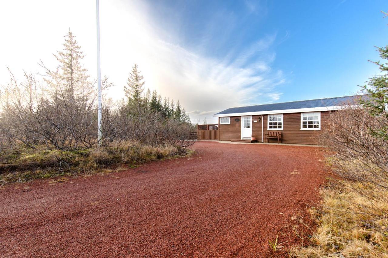 Bakkakot Lake Side Lodge Селфос Екстериор снимка