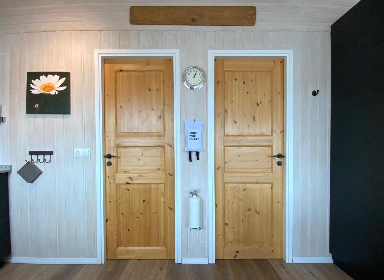 Bakkakot Lake Side Lodge Селфос Екстериор снимка